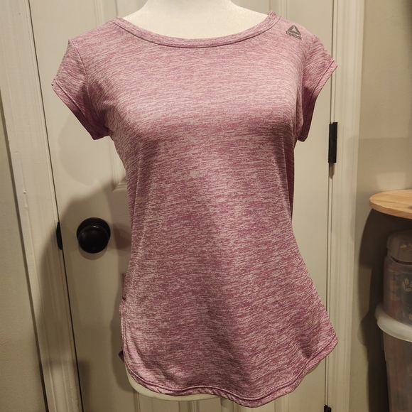 Reebok Tops - Reebok Women's Heathered Pink Moisture Wicking Shirt XS